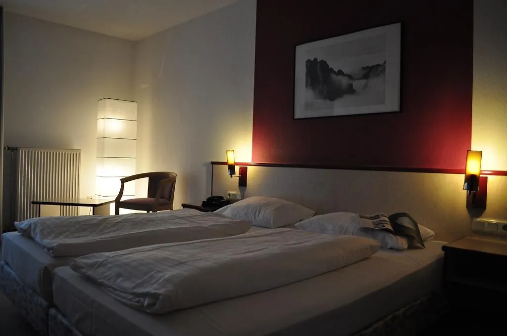 مورفلدن فالدورف Halbersbacher Airport Hotel Frankfurt  مورفلدن فالدورف