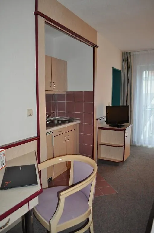 Halbersbacher Airport Hotel Frankfurt Mörfelden-Walldorf 3*,