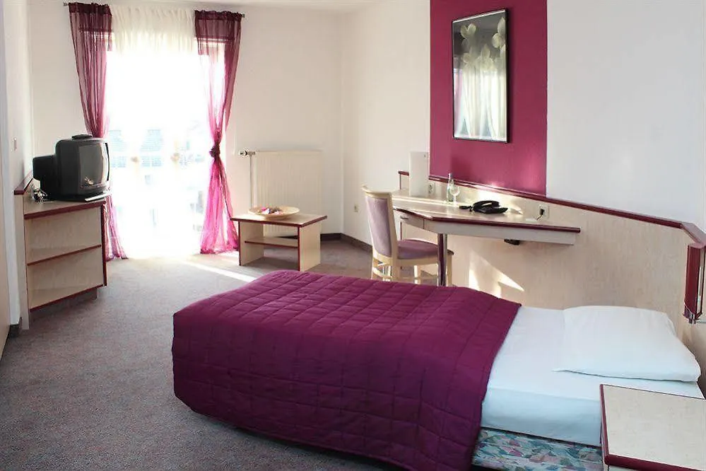 Halbersbacher Airport Hotel Frankfurt Mörfelden-Walldorf